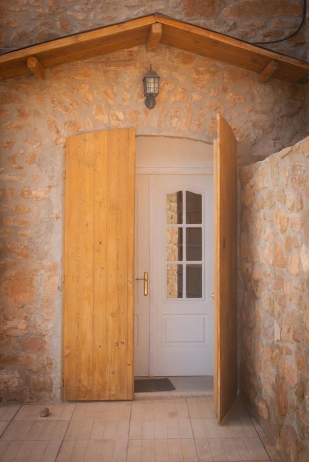 La Baronia de Rialb Masia L'Ara المظهر الخارجي الصورة